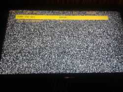 Sharp LC-32SA1EA - Nie włącza się, na chwile pokaże obraz potem wyświetla biały