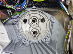 Beko DIN28431 - nie obraca się środkowy spryskiwacz mimo wymiany pompy