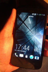 htc desire 500 - smugi, plamy, efekt 3d po wymianie dotyku w htc desire 500 htc desire 500 - smugi, plamy, efekt 3d po wymianie dotyku w htc desire 500