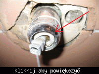 Leaking Shower Faucet: Exploring Solutions for Hidden Installation with Photos