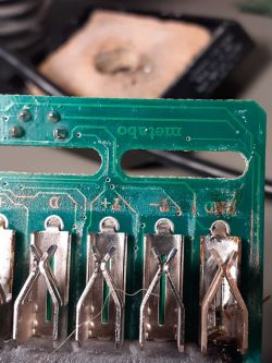 Odczyt wsadu z mikrokontrolera PIC16F684 w baterii Metabo 5,2 Ah/18 V przez programator PIC K150