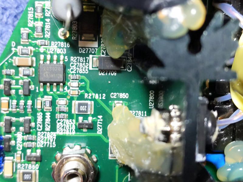 Sonos Play 5 gen1 zmarły po przedawkowaniu kleju, procedura resuscytacji.