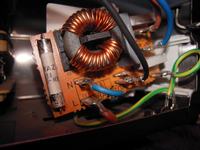 Moulinex Y52 - Pali bezpiecznik 250V 8A ( uszkodzone diody, kondensator ) Moulinex Y52 - Pali bezpiecznik 250V 8A ( uszkodzone diody, kondensator )