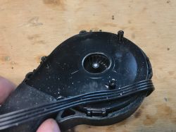 Wnętrze odkurzacza smart/robota sprzątającego z WiFi Medion 13277