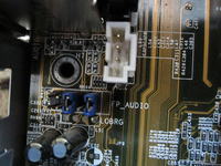Podłączenie przednich paneli do płyty głównej ASUS P4PE2-X - kable i złącza