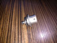 Opel Vectra C 2.2 Z22SE - Regulator ciśnienia paliwa