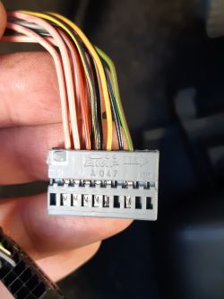 Fiat Punto '03: Montaż uniwersalnego sterownika zamka - wpływ na immo?