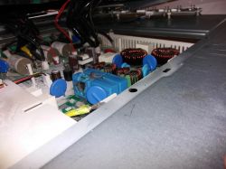 Kuchenka indukcyjna Whirlpool ACM 815 BF - przepalone kondensatory? Kuchenka indukcyjna Whirlpool ACM 815 BF - przepalone kondensatory?