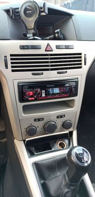 Opel astra h 2008 kombi radio - czy konieczne jest użycie zwrotnicy przy wymian