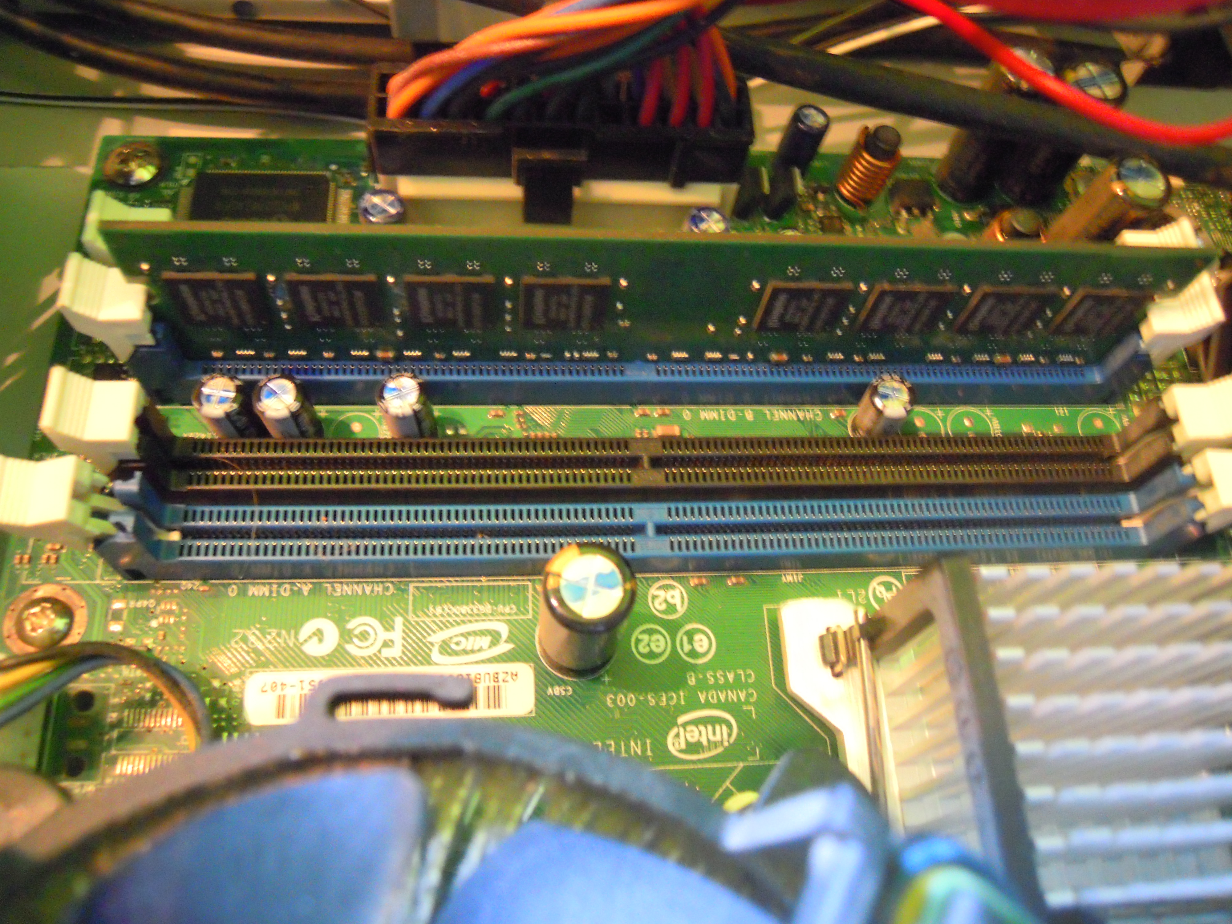 Jaki RAM wybrać ?? DDR2 czy DDR 3 ?? elektroda.pl