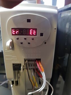 Co oznacza błąd tr Et w falowniku Commander SK Emerson?