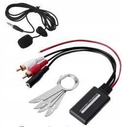 Zestaw adaptera Bluetooth z mikrofonem, kablami RCA i metalowymi wyjmowanymi kluczami.