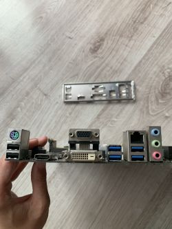 [Sprzedam] Płytę Główną ASUS H87M-PLUS