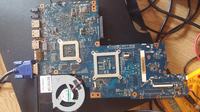 Toshiba c875 - Wyłącza się po minucie. Brak obrazu