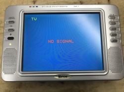 Comparison of small displays 7" 8" for monitoring and more, measurements