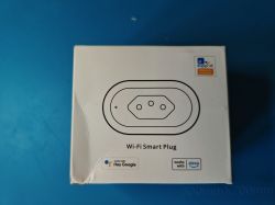 Wi-Fi Smart Plug Packaging Box of a Wi-Fi smart plug supporting Google and Alexa on a blue background.