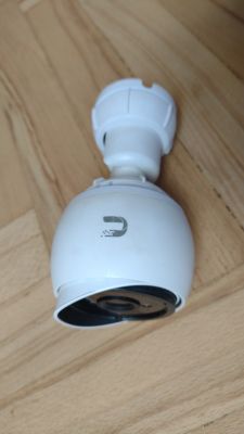 [Sprzedam] Sprzedam 9 kamer Ubiquiti UVC-G3-Bullet, cena od 300 zł/szt.