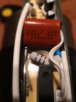 Czajnik Siemens TW86103 wyłącza się przed zagotowaniem