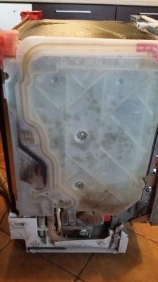 Zmywarka Bosch SMV50E30EU/24 - brak wody, metoda restartu działa. Co robić?