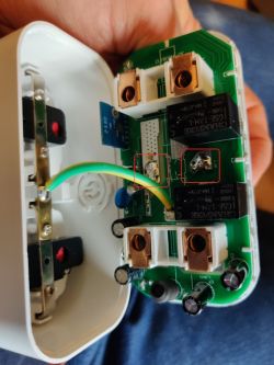 Interior of the Nedis dual smart plug with visible electronic components.