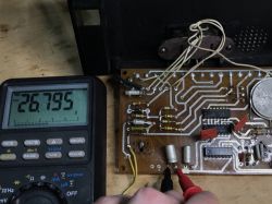 Stary radziecki zegar VFD model Elektronika 6.15M [Schemat]