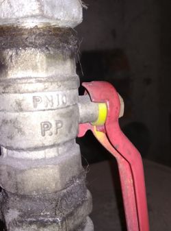 1 1/2 Inch Ball Valve Leak: Repair vs Replacement - Longevity, Cost, & Gasket Considerations