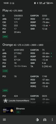 Zrzut ekranu z aplikacji pokazujący parametry sygnału LTE dla sieci Play i Orange na różnych pasmach częstotliwości.