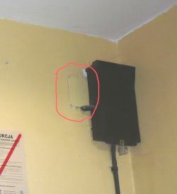 Jak zlikwidować stare głowice telefoniczne Orange na klatkach - zgoda operatora?