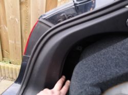 Audi a4 k8 kombi - Podłączenie wzmacniacza do subwoofer a