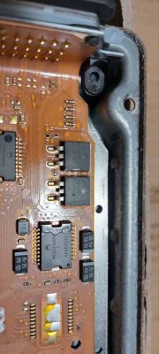 Renault, sterownik sirius - wylut elementu z PCB na folii