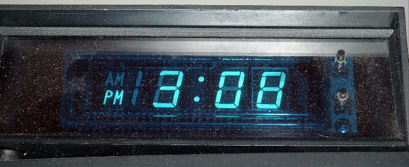 Zegar VFD na zabytkowym układzie scalonym TMS 1951NL