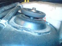 Luz na mocowaniu amortyzatora- czy tak ma być?.