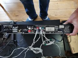 Pioneer S-DV370T - sprzęt nie dzieli sygnału zewnętrznego na 5.1