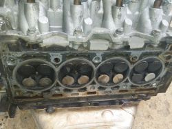 Renault / laguna1-2 - Laguna F4R engine leak around the wheel of variable phases