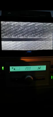 JVC KW-AVX840 - Brak obrazu z kamery cofania widoczne tylko poziome pasy