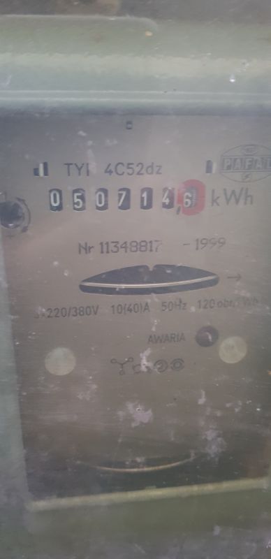 Czy licznik 4C52dc to dwukierunkowy model do instalacji PV?