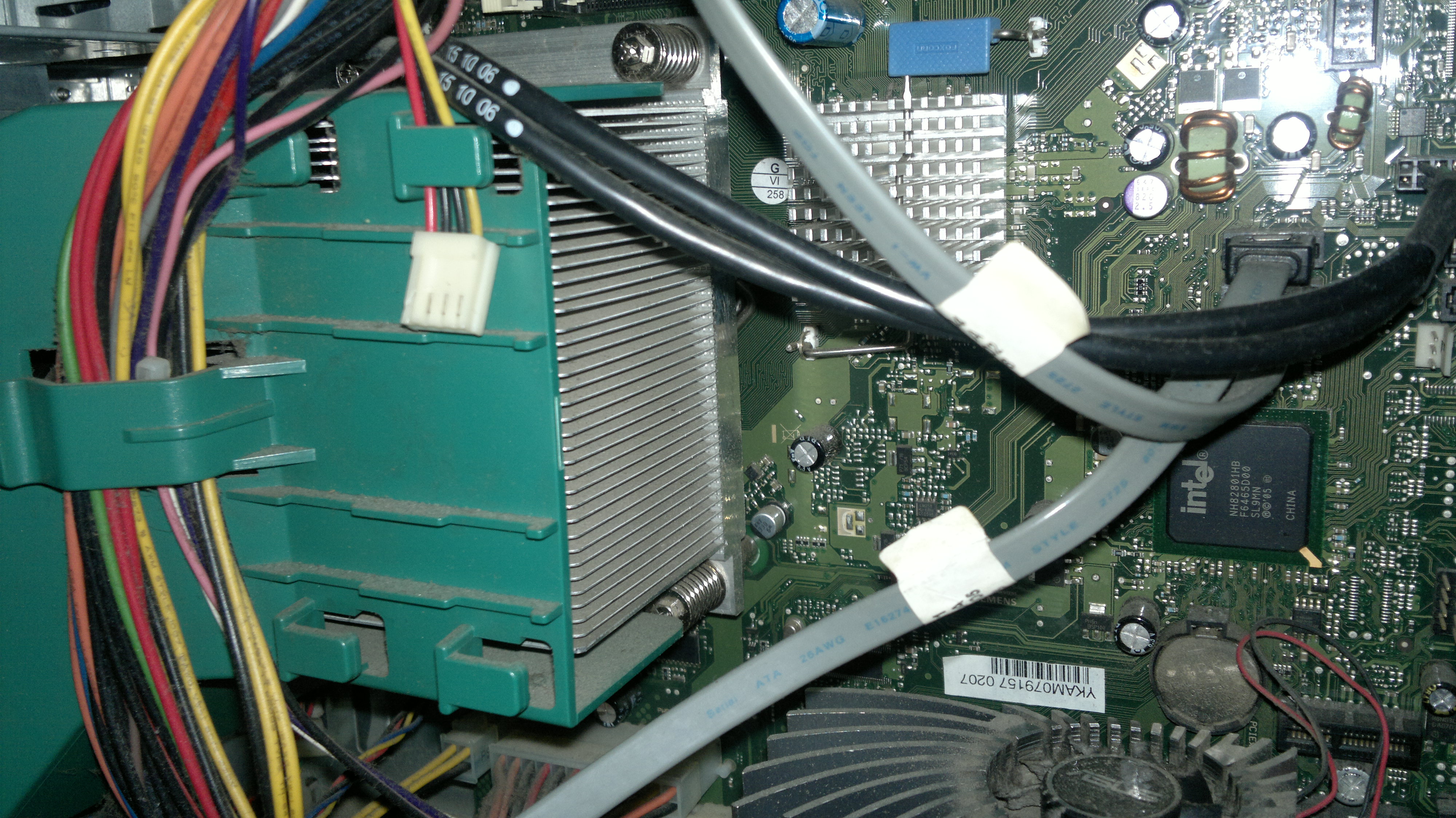 Drivers fujitsu siemens d2454 a2 Windows 7 x64
