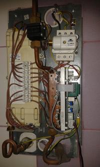 Kospel PPE 15 kW - hot / lukewarm water even at the maximum power setting. Kospel PPE 15 kW - hot / lukewarm water even at the maximum power setting.