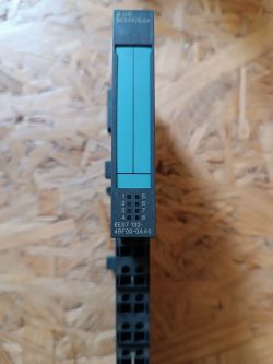 Moduł wyjść binarnych Siemens Simatic DP 6ES7132-4BF00-0AA0