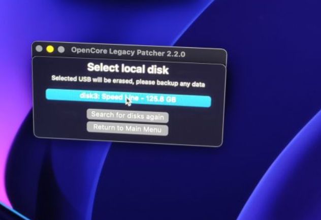 OpenCore Legacy Patcher 2.2.0 program window with local disk selection.