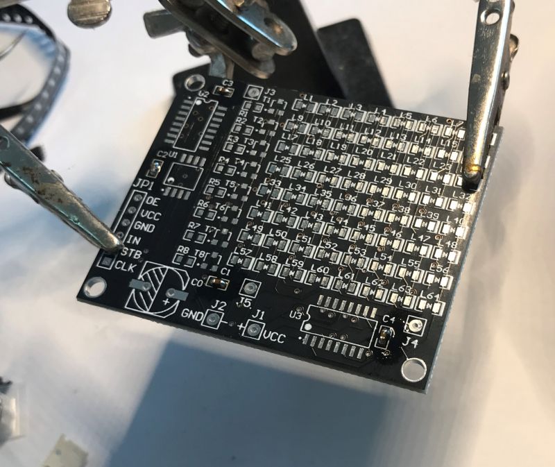 Zestaw do nauki SMD - wyświetlacz 64 diody LED w obudowach 0805