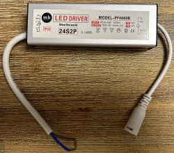 Zasilacz LED model PF4060B z okrągłą wtyczką
