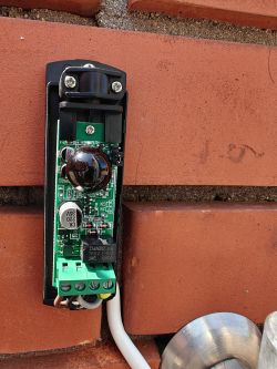 Napęd do bramy Force V400 LS - problem z fotokomórkami