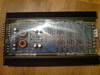 Identyfikacja 6-kanałowego wzmacniacza z MOSFET IRF540 i IRFZ44, brak oznaczeń