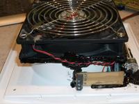 Wentylator łazienkowy sterowany elektronicznie. Wentylator łazienkowy sterowany elektronicznie.