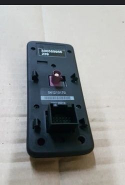 Schemat elektryczny kostki modułu Nokia w Oplu Astra H - poszukiwany