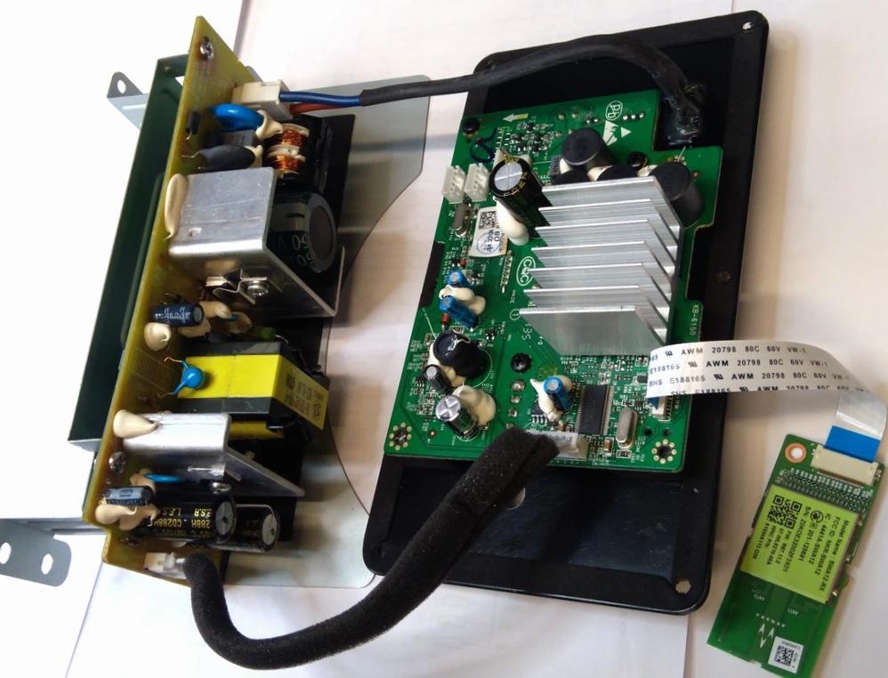 Dolutowanie przewodu RCA do subwoofera Harman Kardon SB26 możliwości