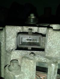 Jak podłączyć alternator z Lanosa bez oznaczeń?