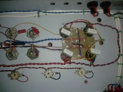 Nowe życie lampowego wzmacniacza gitarowego B.D. Sound 100W Nowe życie lampowego wzmacniacza gitarowego B.D. Sound 100W