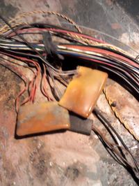 BMW e36 sedan 91r - Zbiorowy mostek /masa/punkt pytanie .